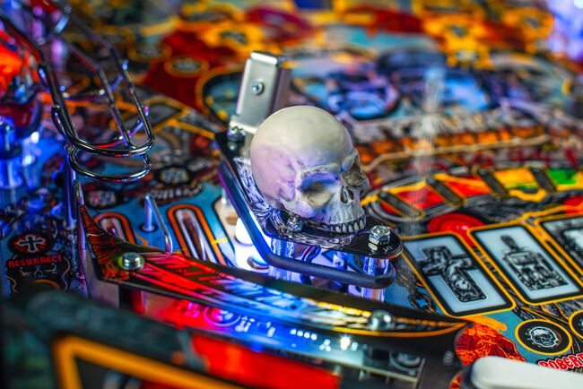 Stern Pinball x Metallica Remastered - 2024 Premium Model, 